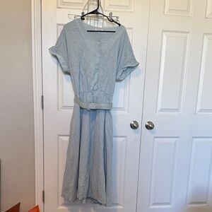 Elegant Light Blue Midi Dress